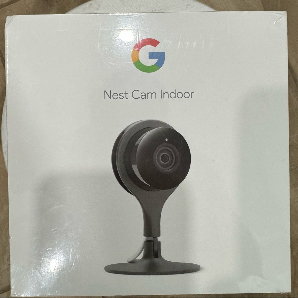 Google NEST indoor - 1st gen, NEW in box
